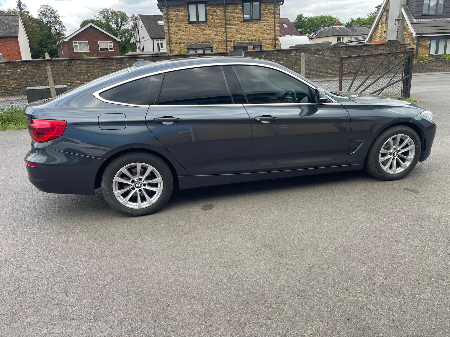 Used BMW 3 Series 2023 for sale - 76660358: Photo 2