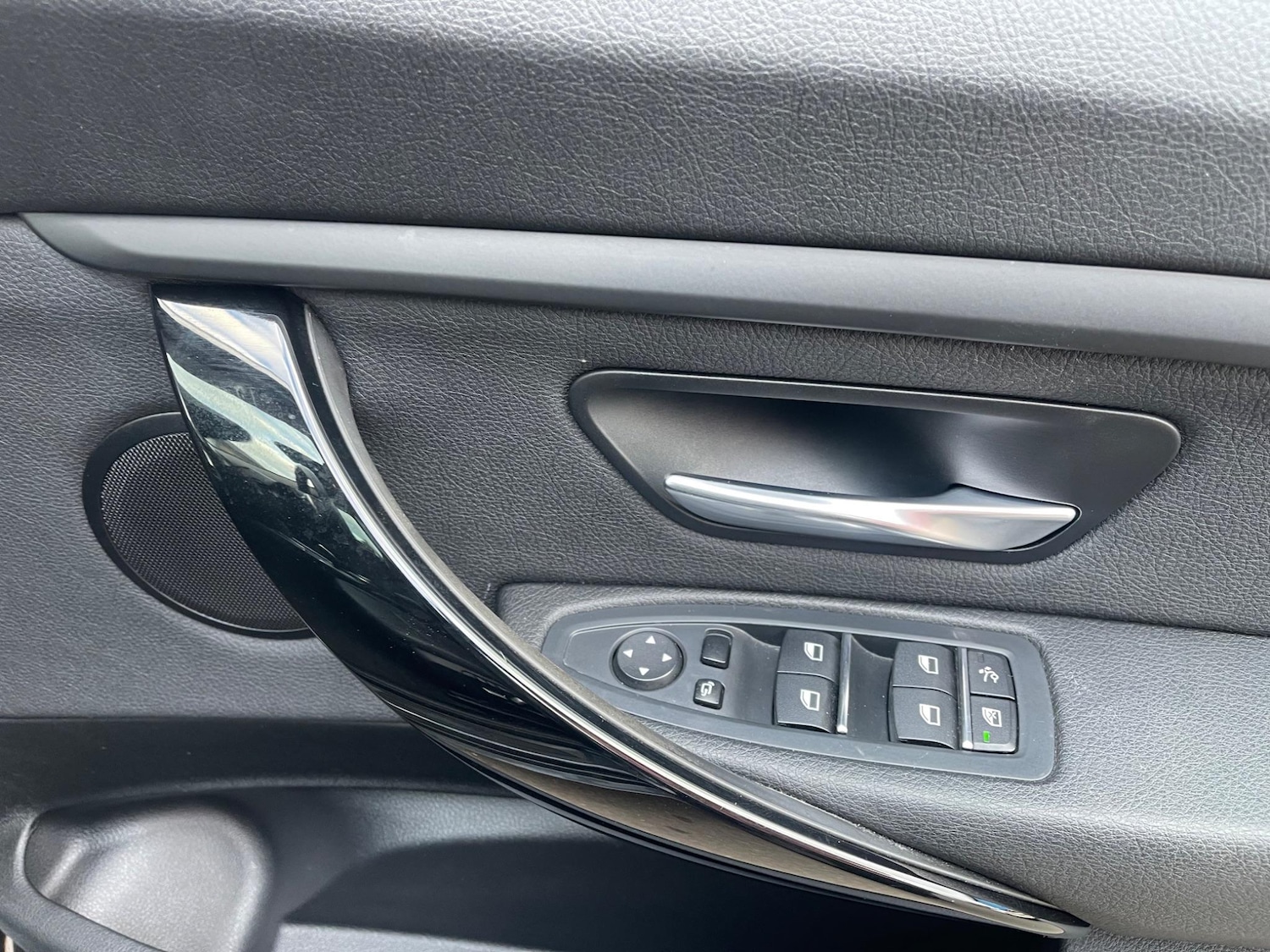 Used BMW 3 Series 2023 for sale - 76660358: Photo 42