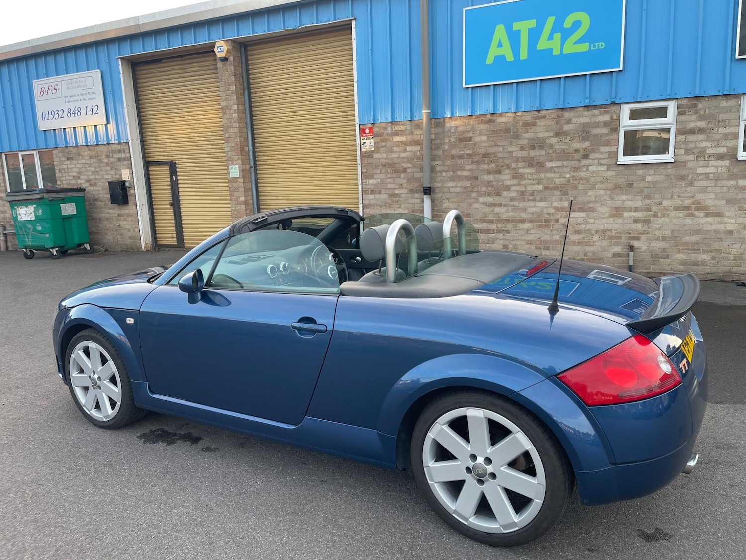 Used Audi TT 2004 for sale - 76660357: Photo 11