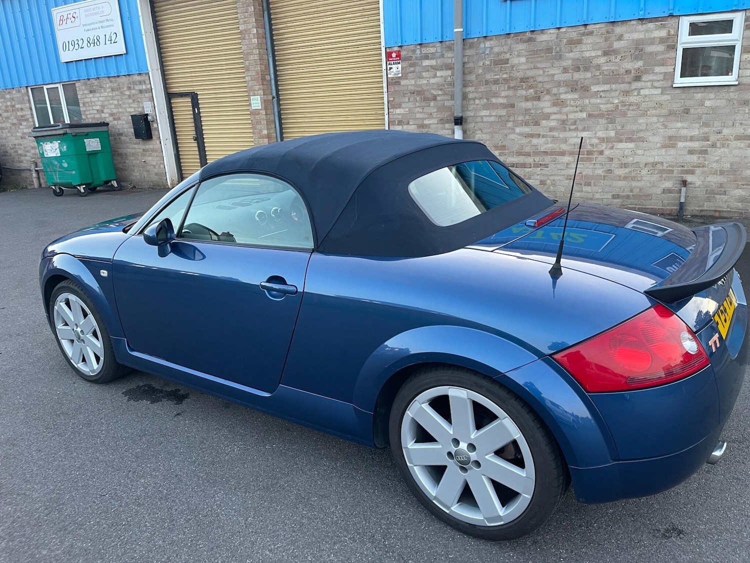 Used Audi TT 2004 for sale - 76660357: Photo 12