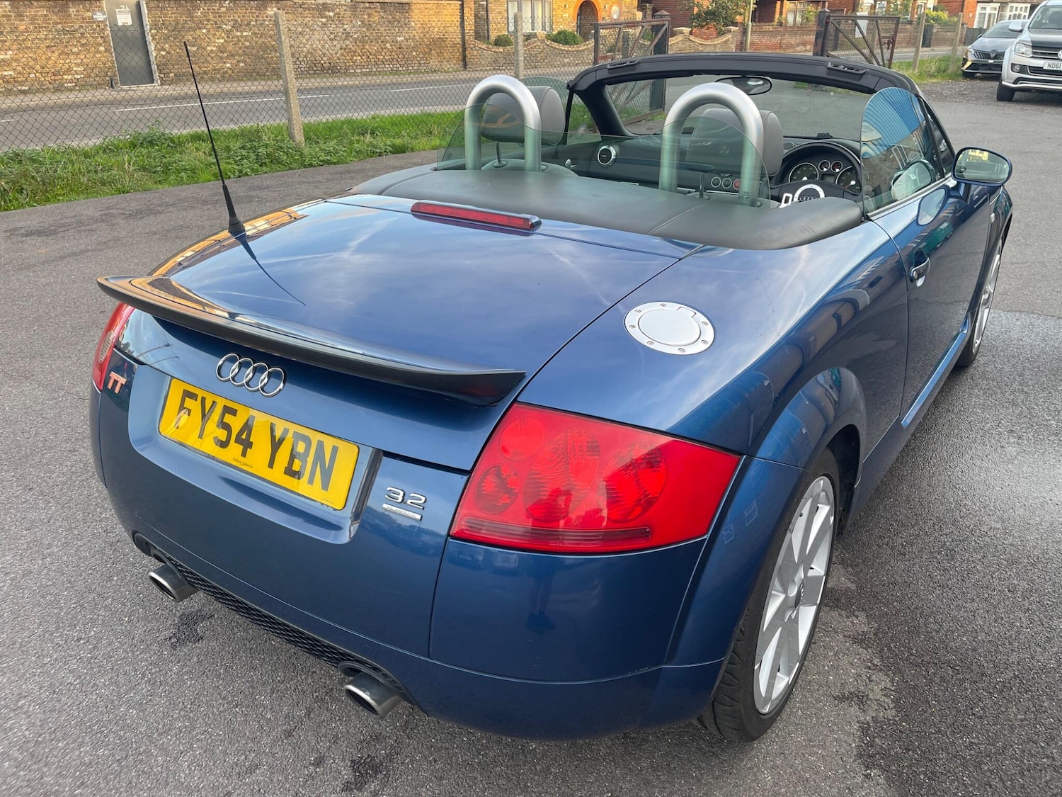 Used Audi TT 2004 for sale - 76660357: Photo 19