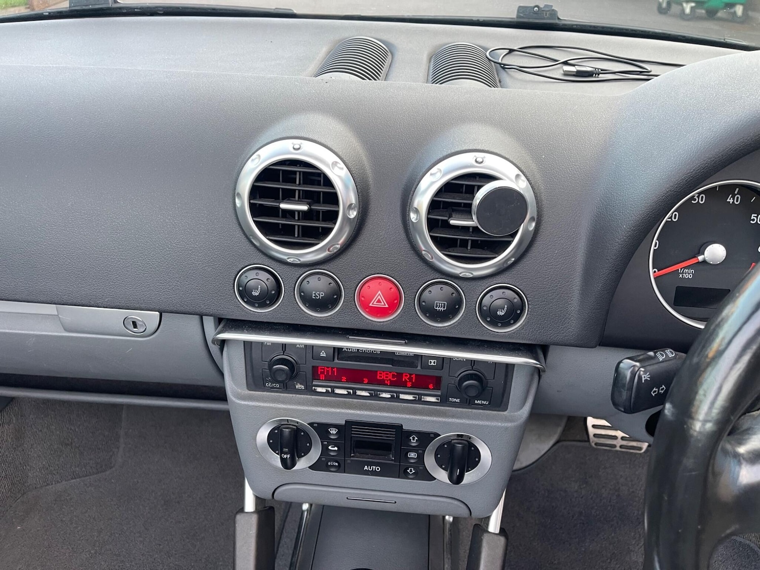 Used Audi TT 2004 for sale - 76660357: Photo 39