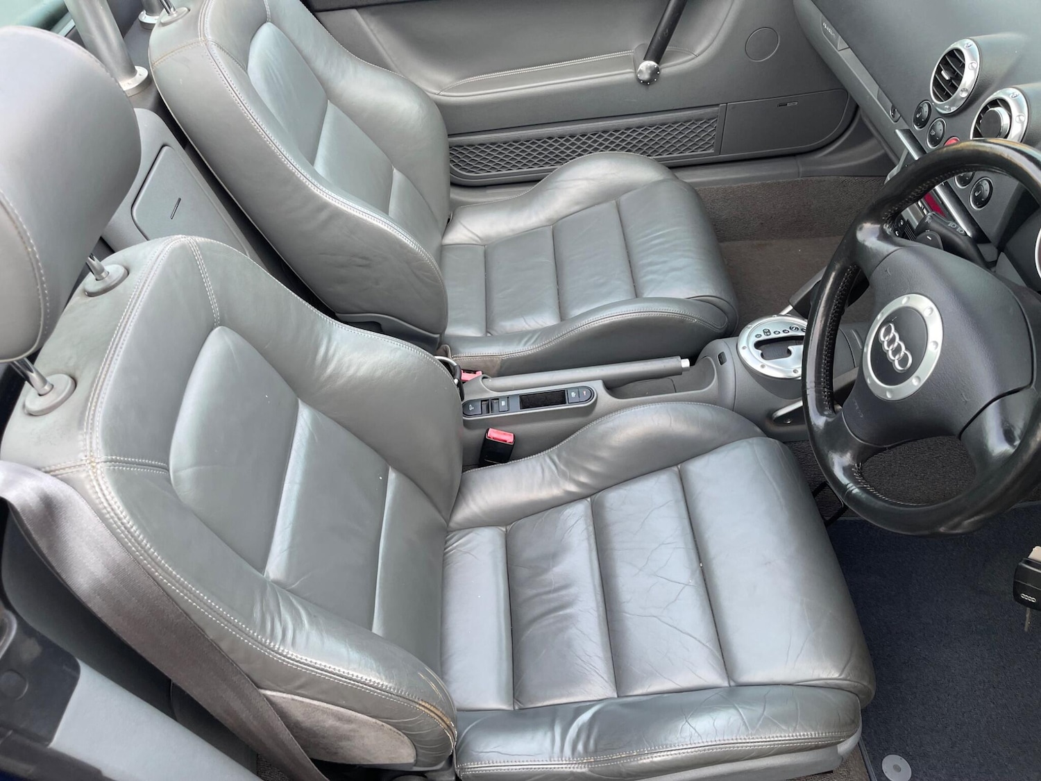 Used Audi TT 2004 for sale - 76660357: Photo 5