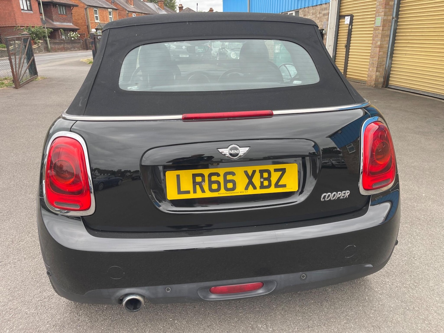 Used MINI Convertible 2016 for sale - 76660359: Photo 17