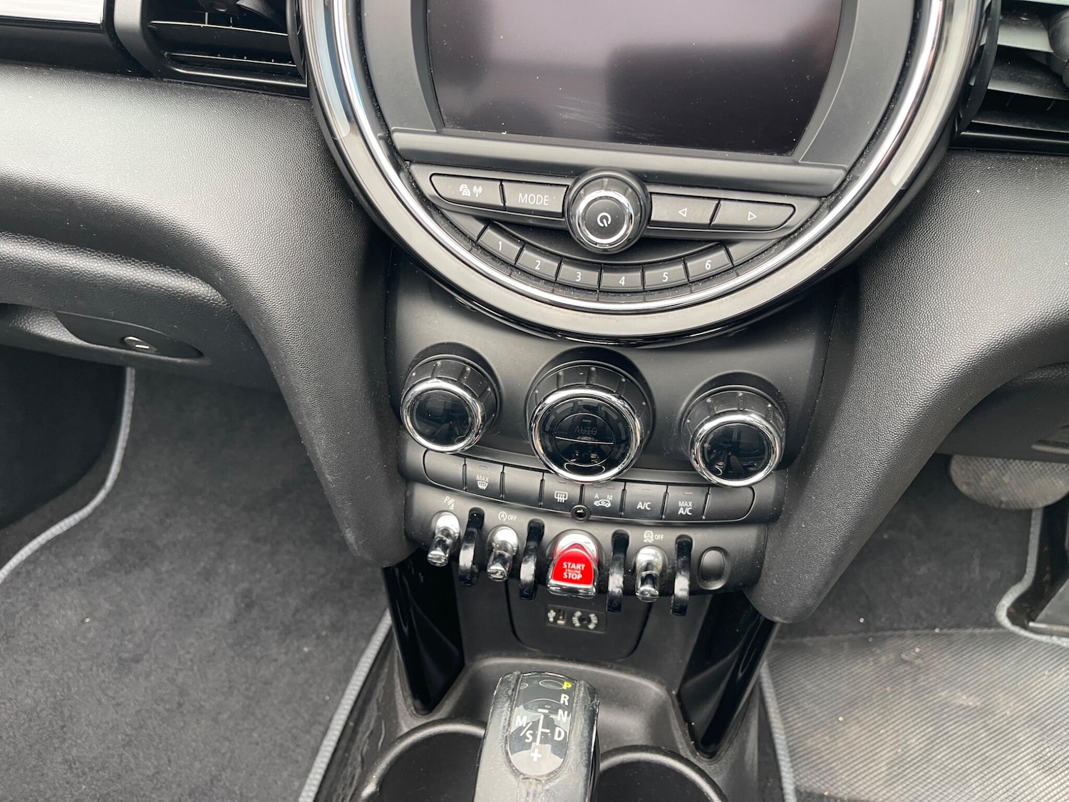 Used MINI Convertible 2016 for sale - 76660359: Photo 39