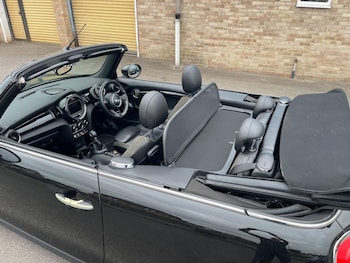 Used MINI Convertible 2016 for sale - 76660359: Photo