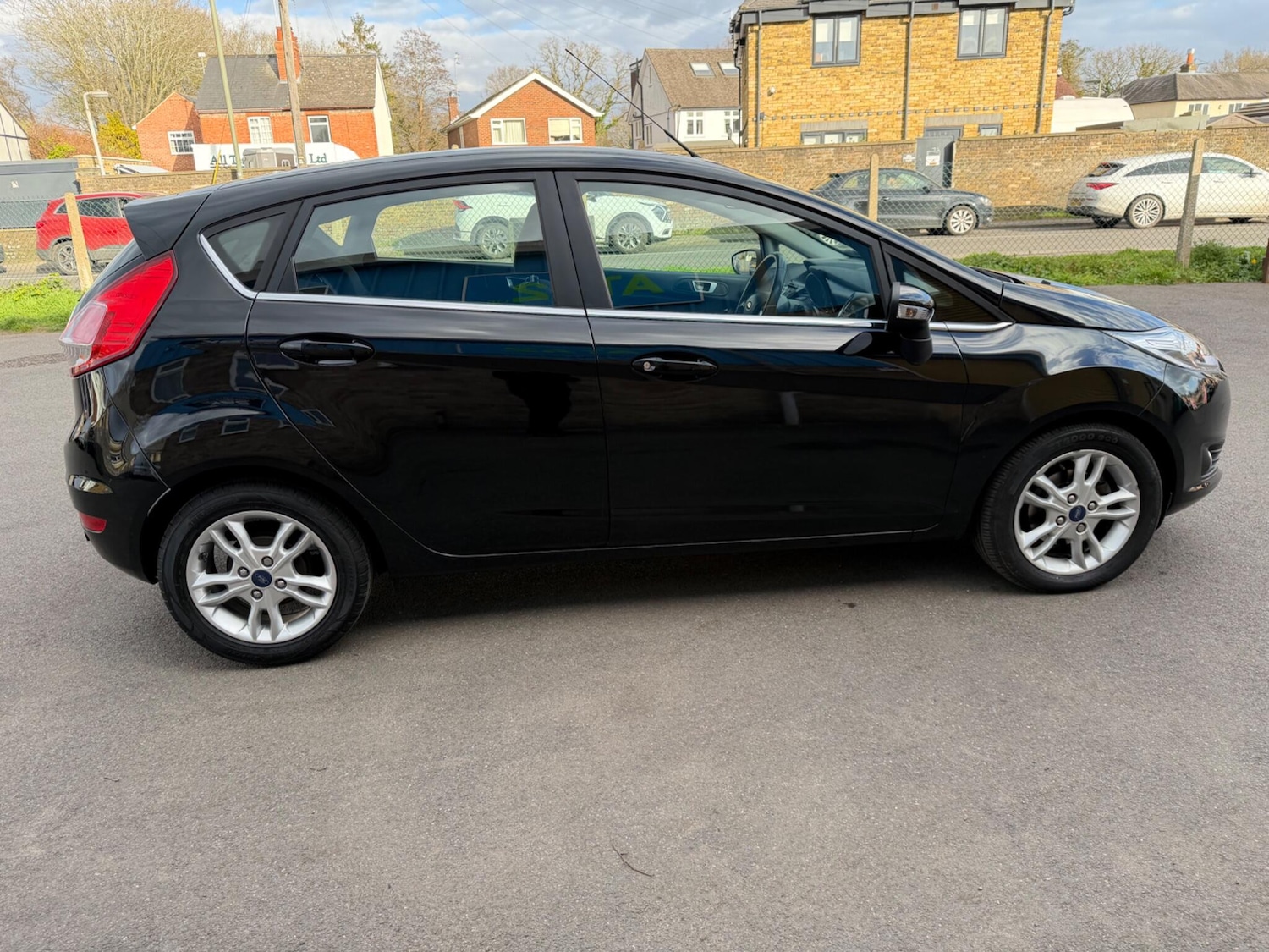 Used Ford Fiesta 2016 for sale - 78072403: Photo 19