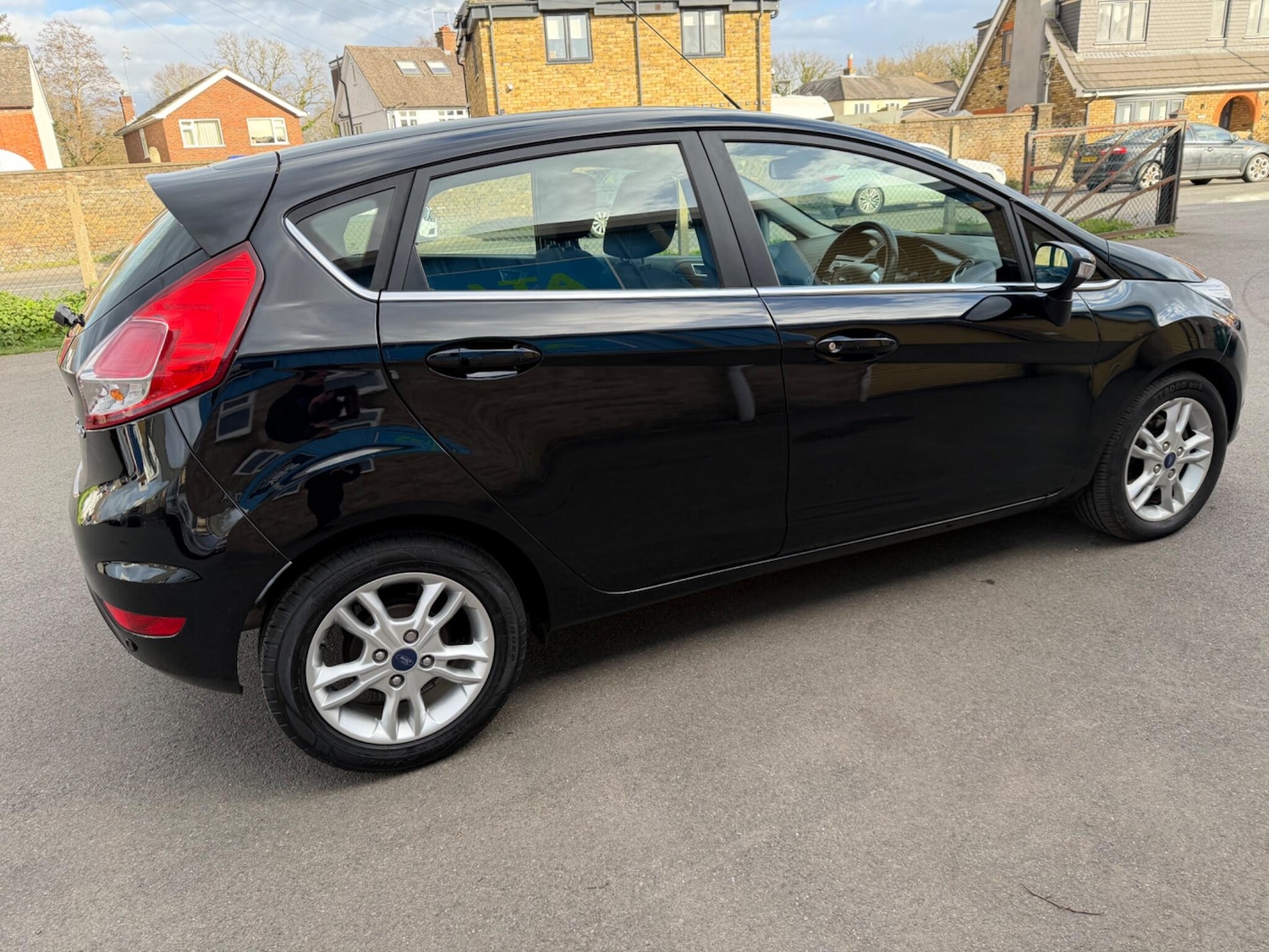 Used Ford Fiesta 2016 for sale - 78072403: Photo 3