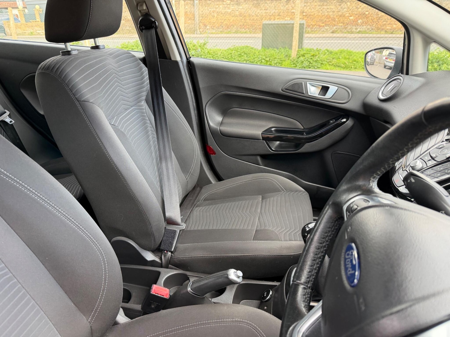 Used Ford Fiesta 2016 for sale - 78072403: Photo 31