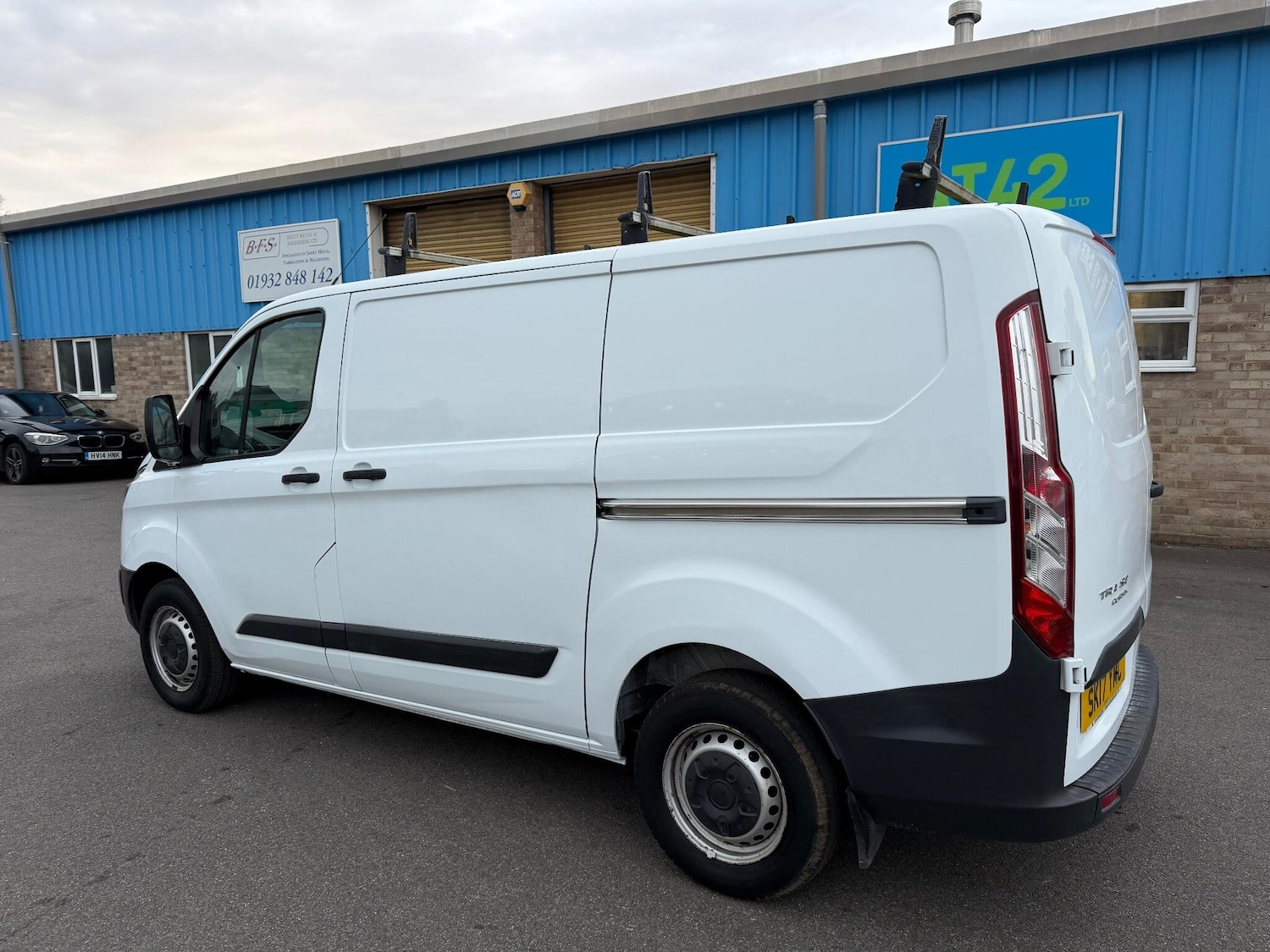 Used Ford Transit Custom 2017 for sale - 76660360: Photo 2
