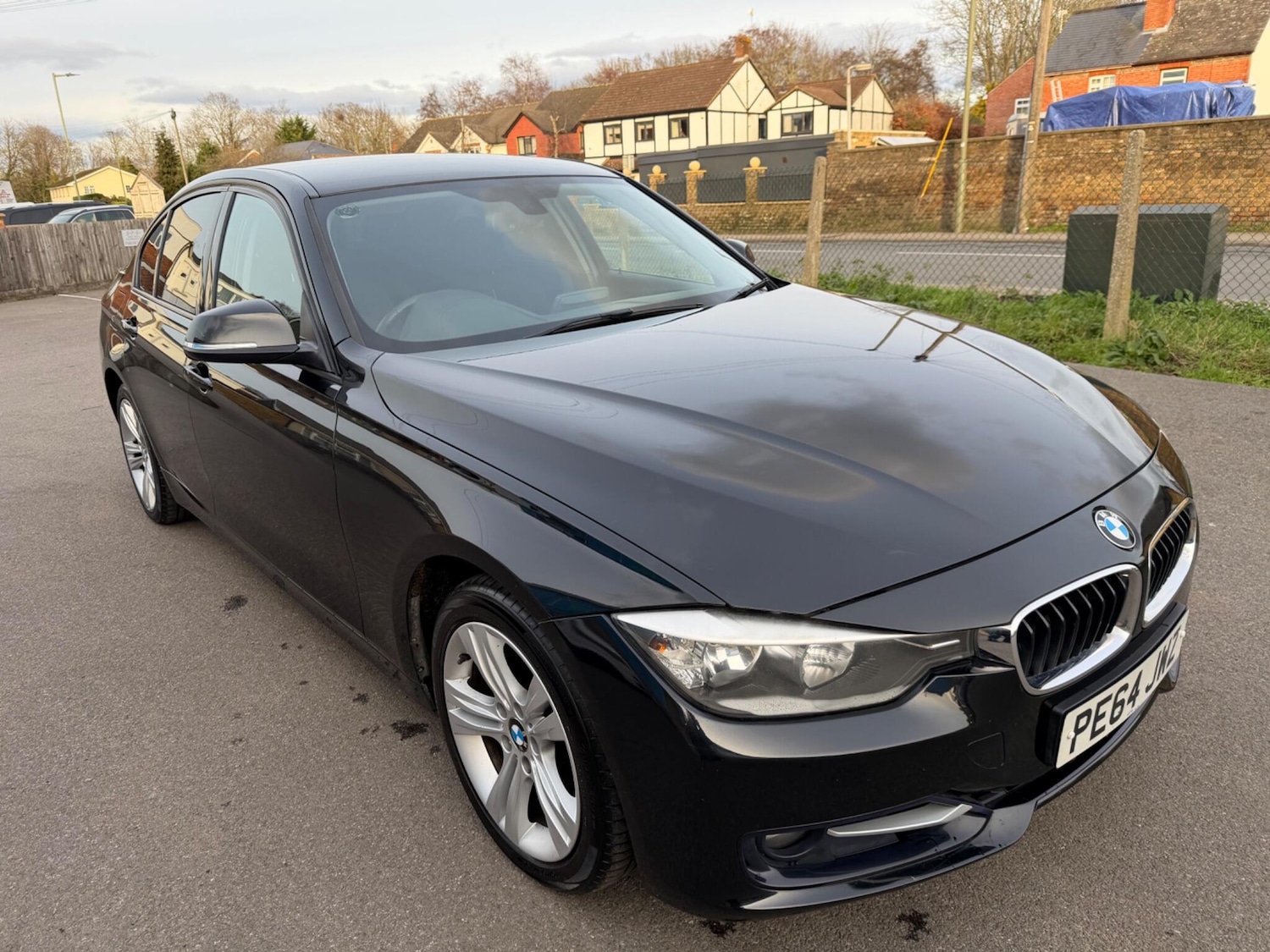 Used BMW 3 Series 2014 for sale - 77565121: Photo 1