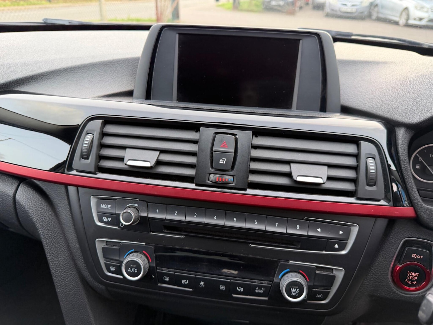 Used BMW 3 Series 2014 for sale - 77565121: Photo 38