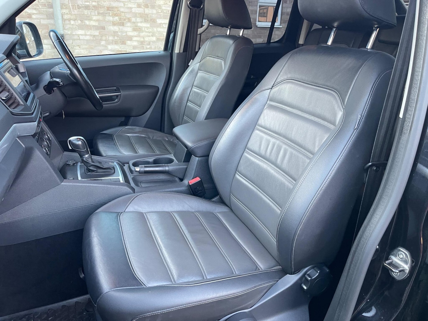 Used Volkswagen Amarok 2017 for sale - 76660363: Photo 25