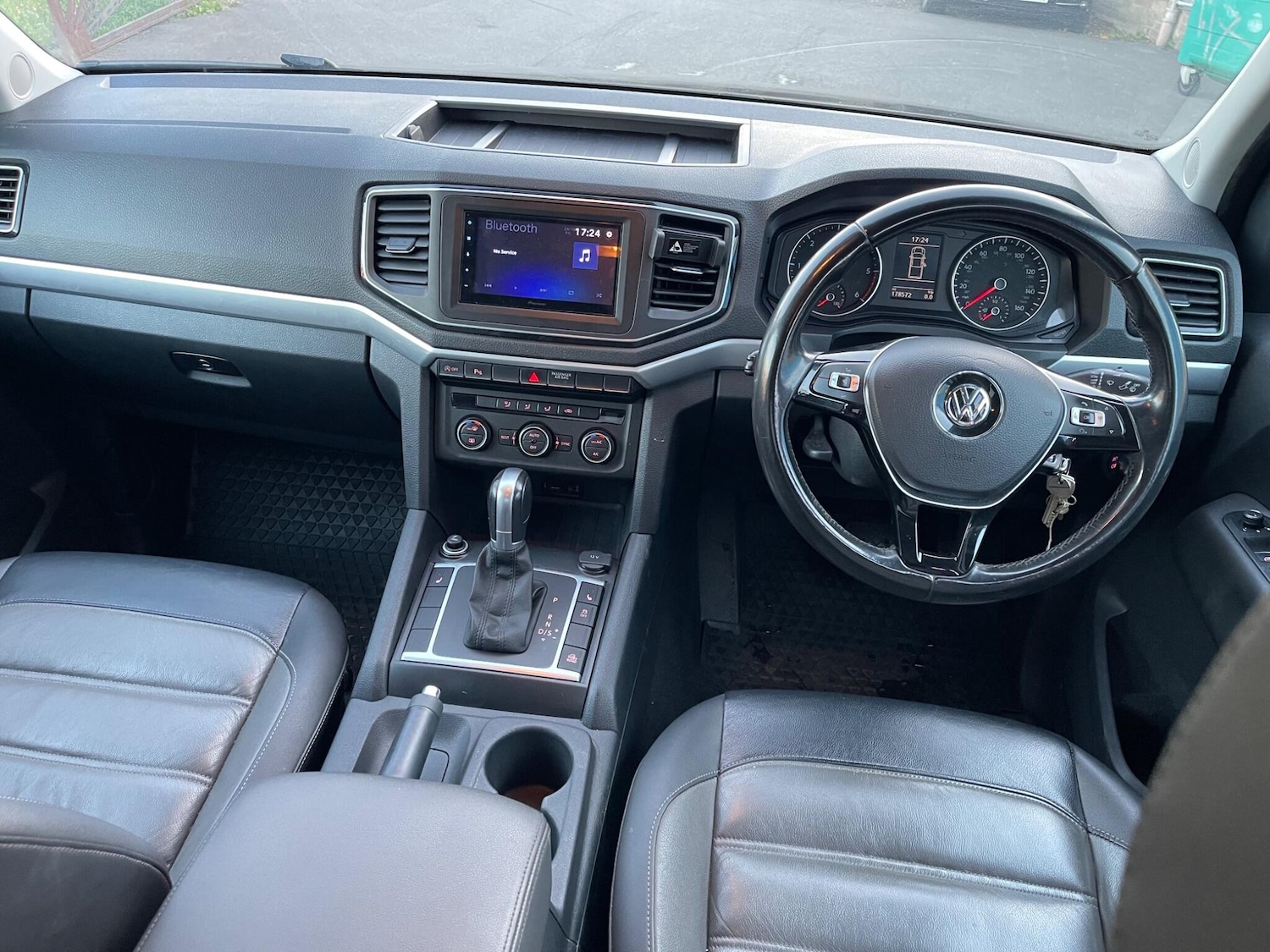 Used Volkswagen Amarok 2017 for sale - 76660363: Photo 5