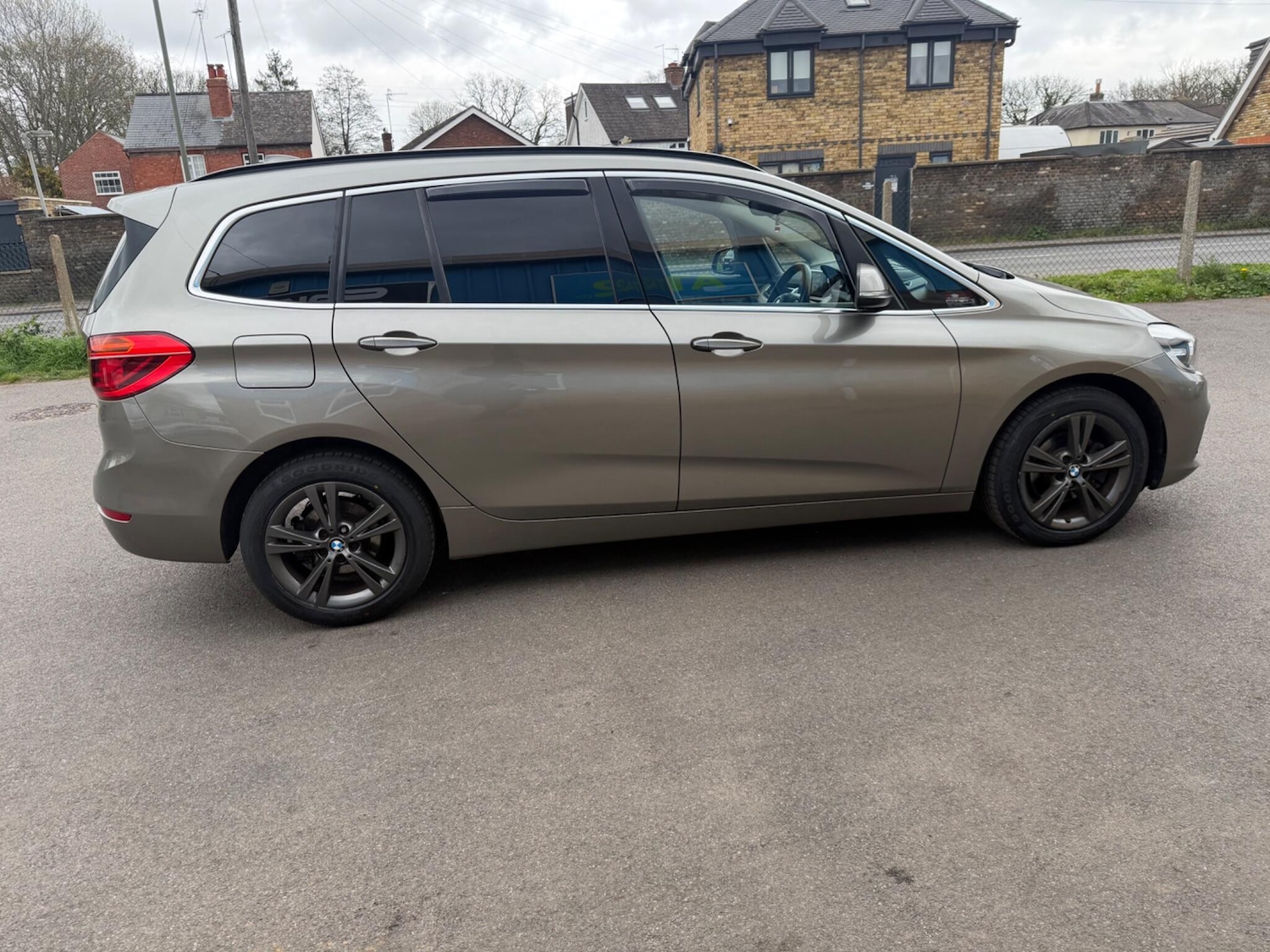 Used BMW 2 Series Gran Tourer for sale - 78136203: Photo 2