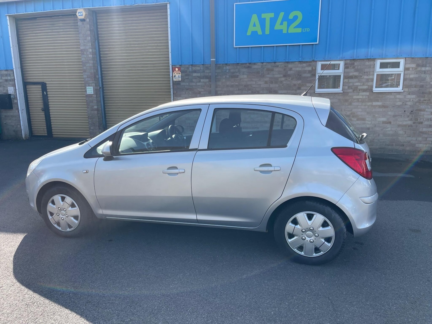 Used Vauxhall Corsa 2009 for sale - 76457410: Photo 10