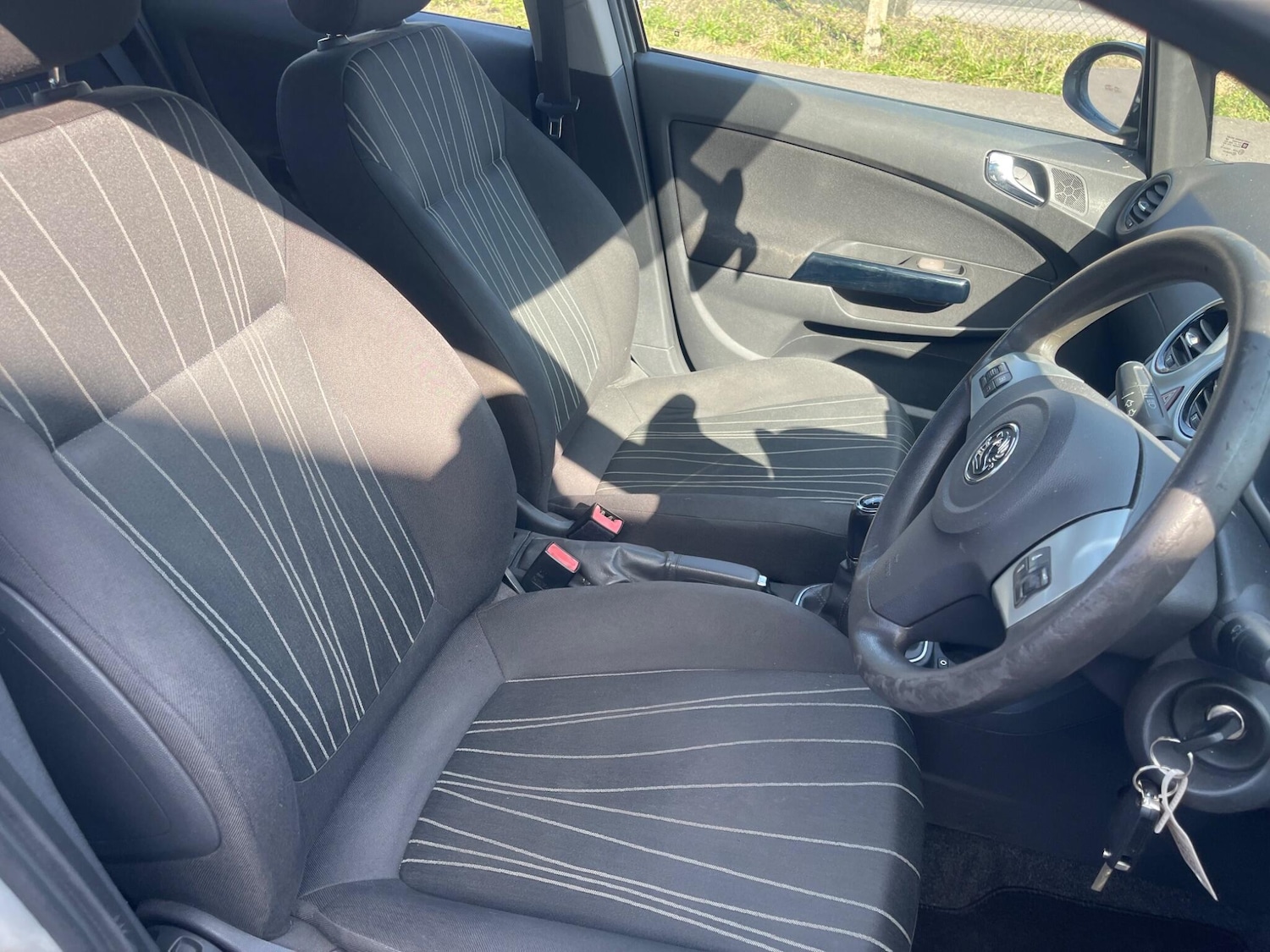 Used Vauxhall Corsa 2009 for sale - 76457410: Photo 5