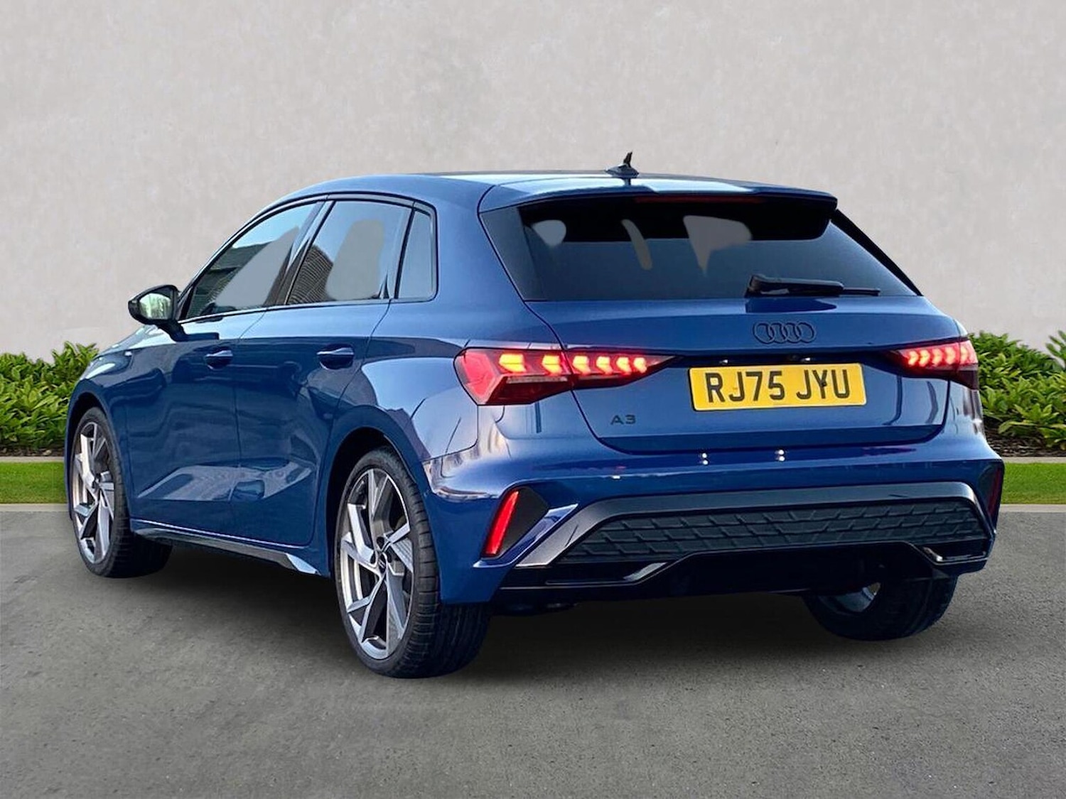 Used Audi A3 2025 for sale - 77715422: Photo 2