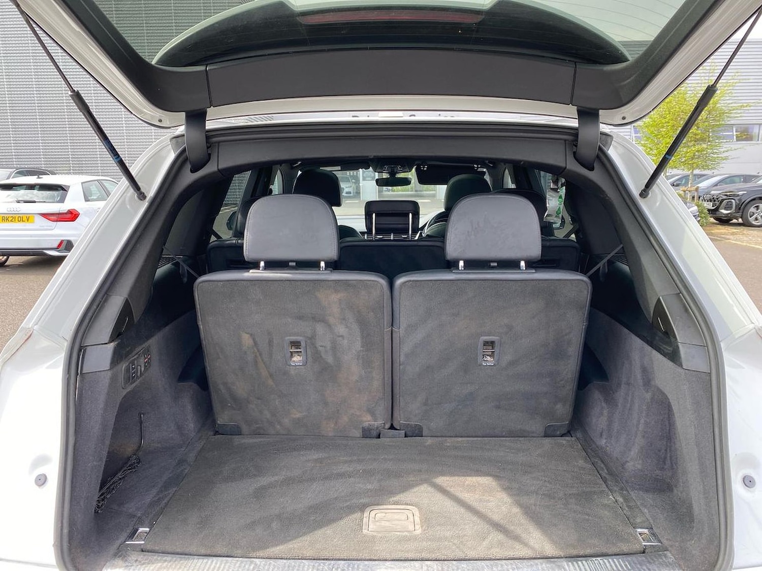 Used Audi Q7 2019 for sale - 78192391: Photo 19