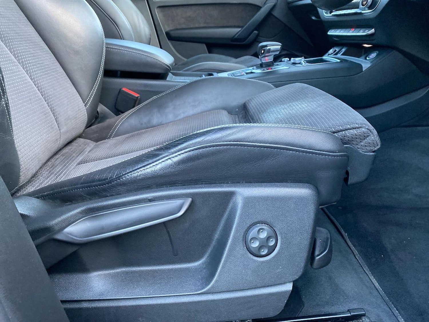 Used Audi Q5 2019 for sale - 76412520: Photo 30