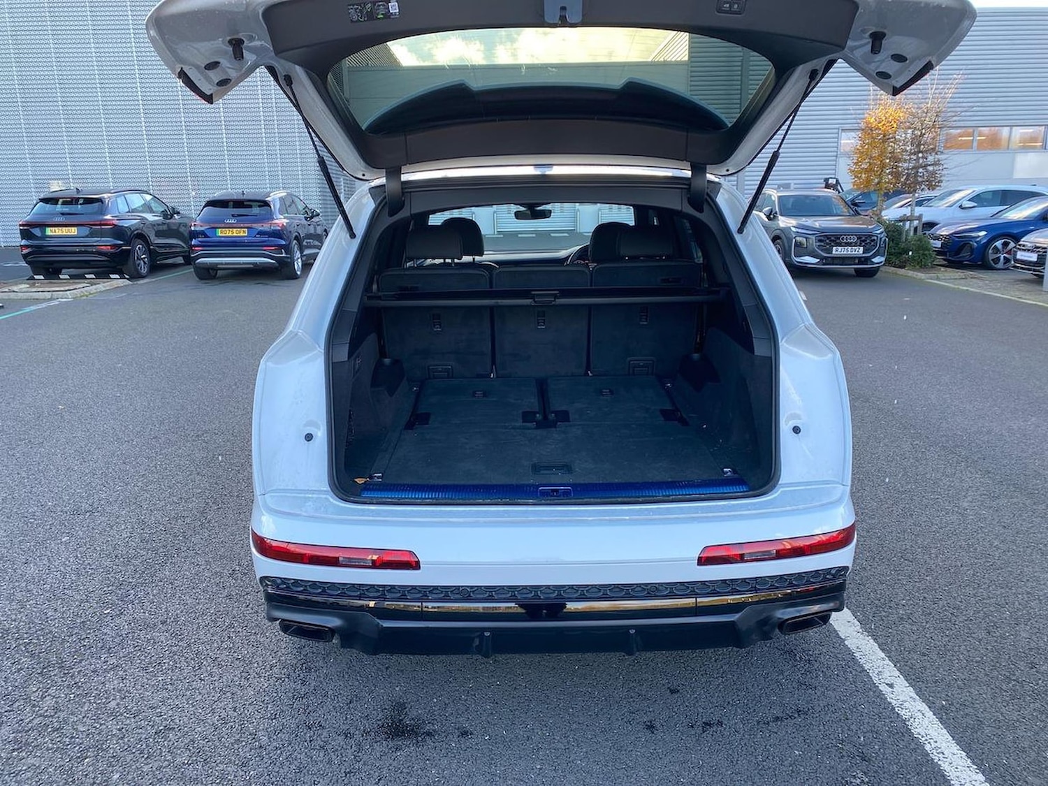 Used Audi Q7 2025 for sale - 77487961: Photo 17