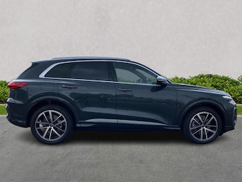Used Audi Q5 2025 for sale - 75437640: Photo