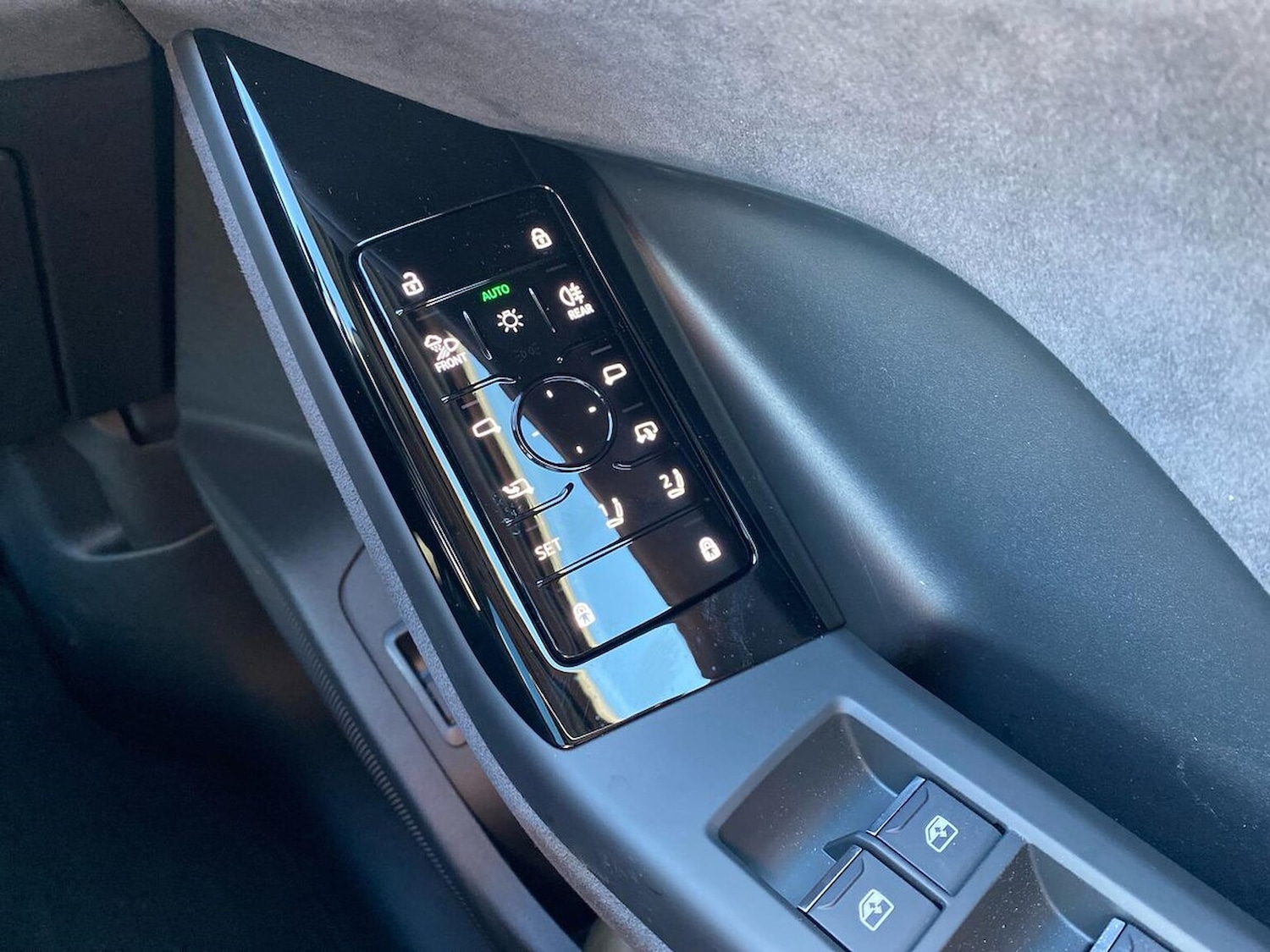 Used Audi Q6 e-tron 2026 for sale - 78053566: Photo 21