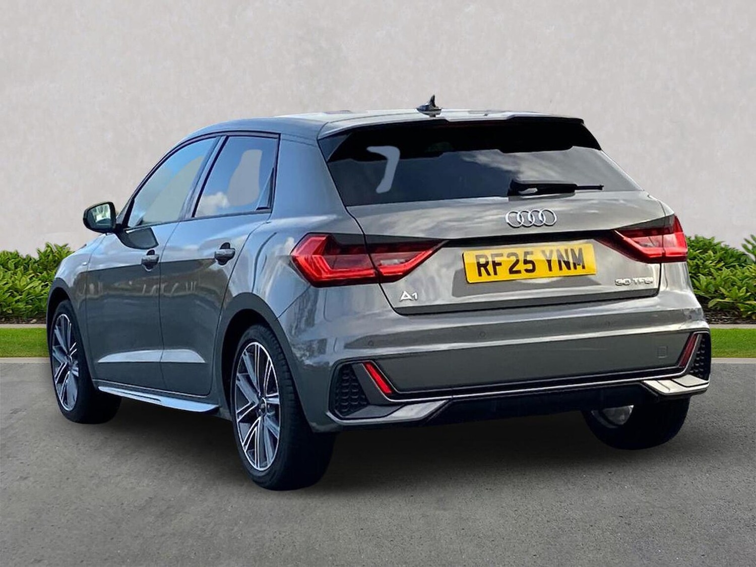 Used Audi A1 2025 for sale - 77980053: Photo 2