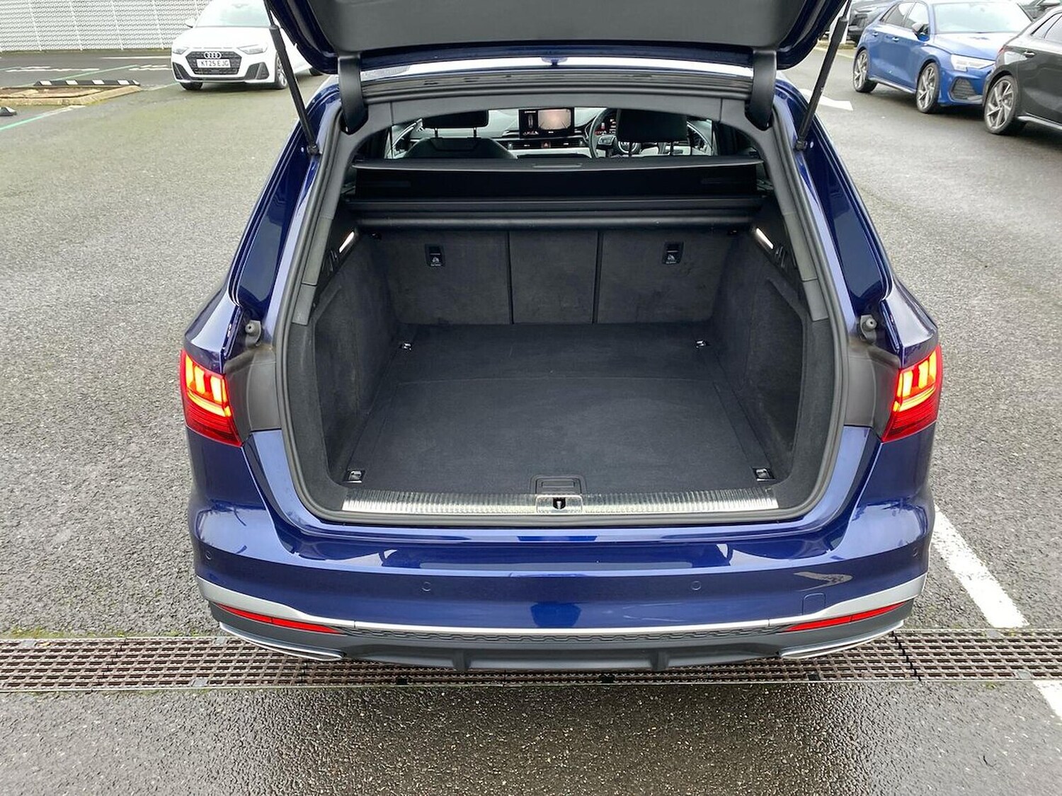 Used Audi A4 2023 for sale - 77813366: Photo 17