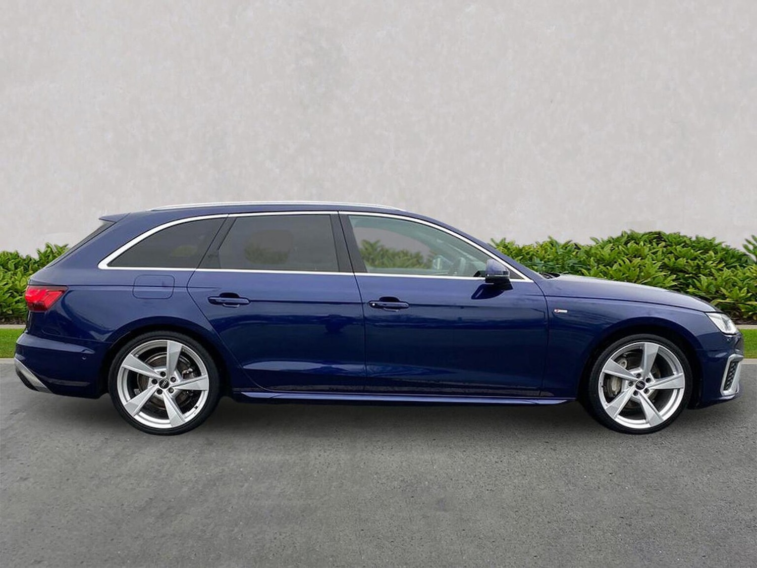 Used Audi A4 2023 for sale - 77813366: Photo 3