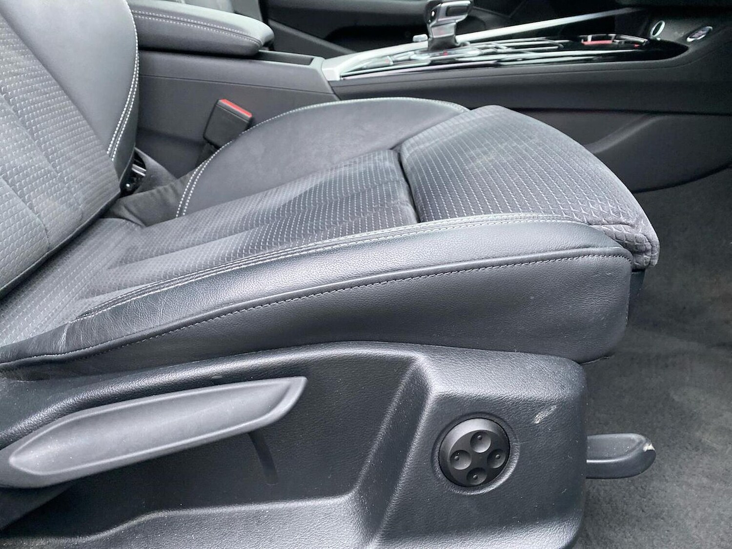 Used Audi A4 2023 for sale - 77813366: Photo 30