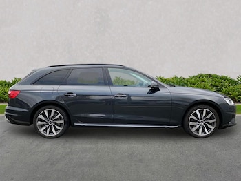 Used Audi A4 2022 for sale - 76490770: Photo