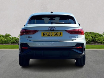 Used Audi Q3 2025 for sale - 75436546: Photo