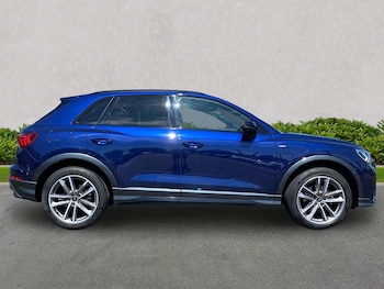 Used Audi Q3 2023 for sale - 79379790: Photo