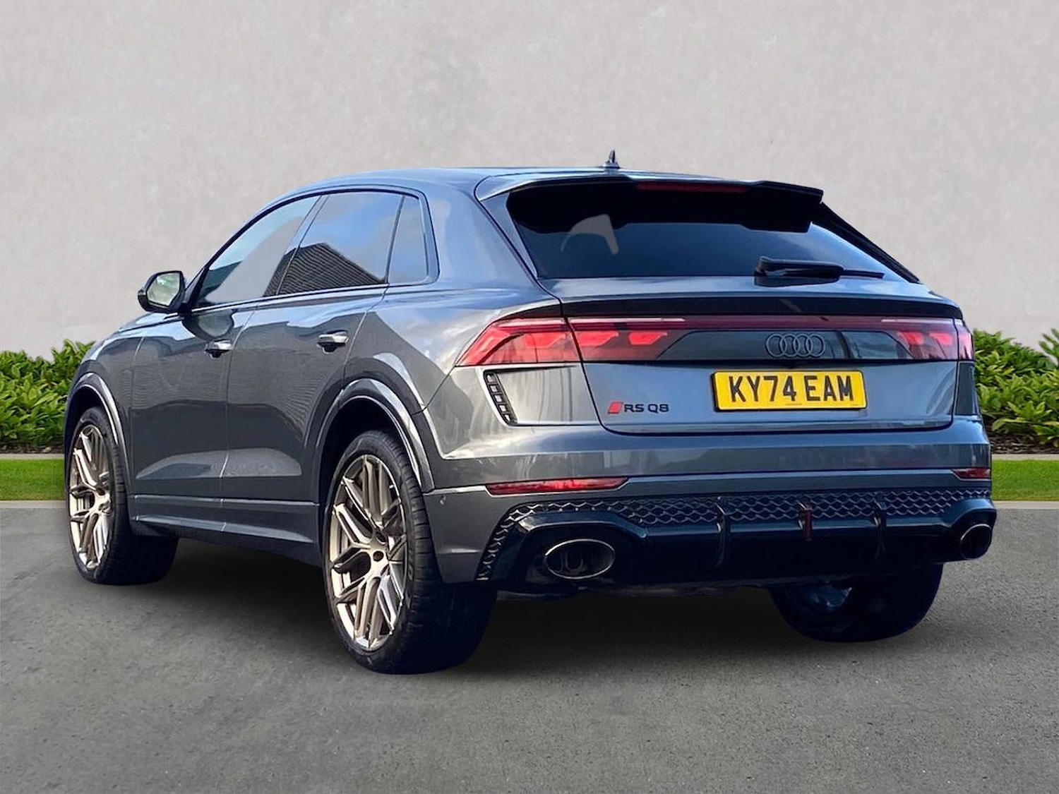 Used Audi RS Q8 2024 for sale - 76748401: Photo 2