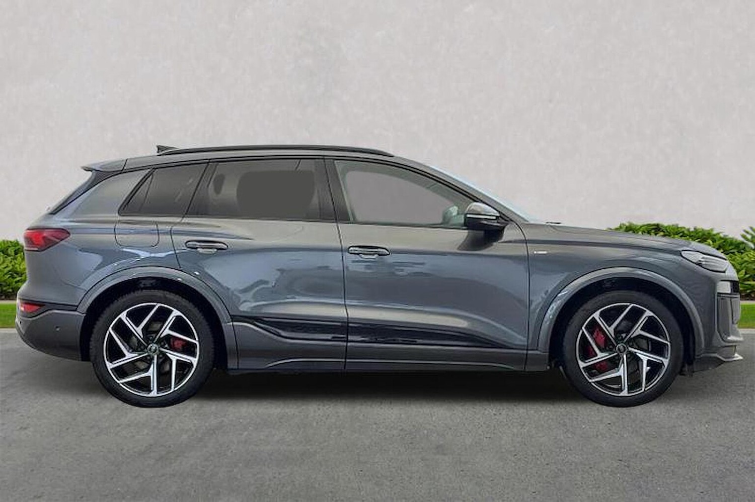 Used Audi Q6 e-tron 2025 for sale - 76046039: Photo 3