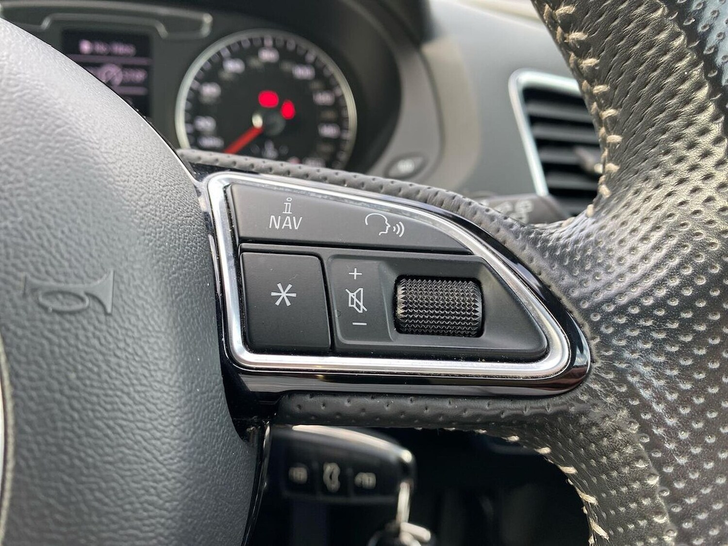 Used Audi Q3 2017 for sale - 78191157: Photo 28