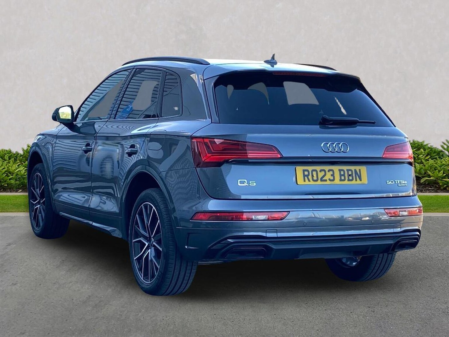 Used Audi Q5 2023 for sale - 77974751: Photo 2