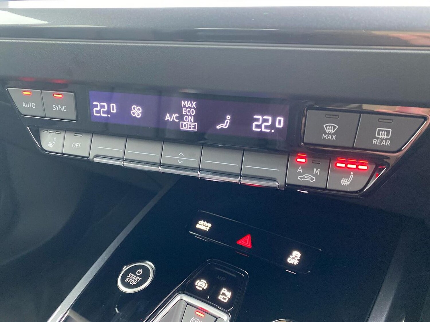 Used Audi Q4 e-tron 2025 for sale - 77019165: Photo 14