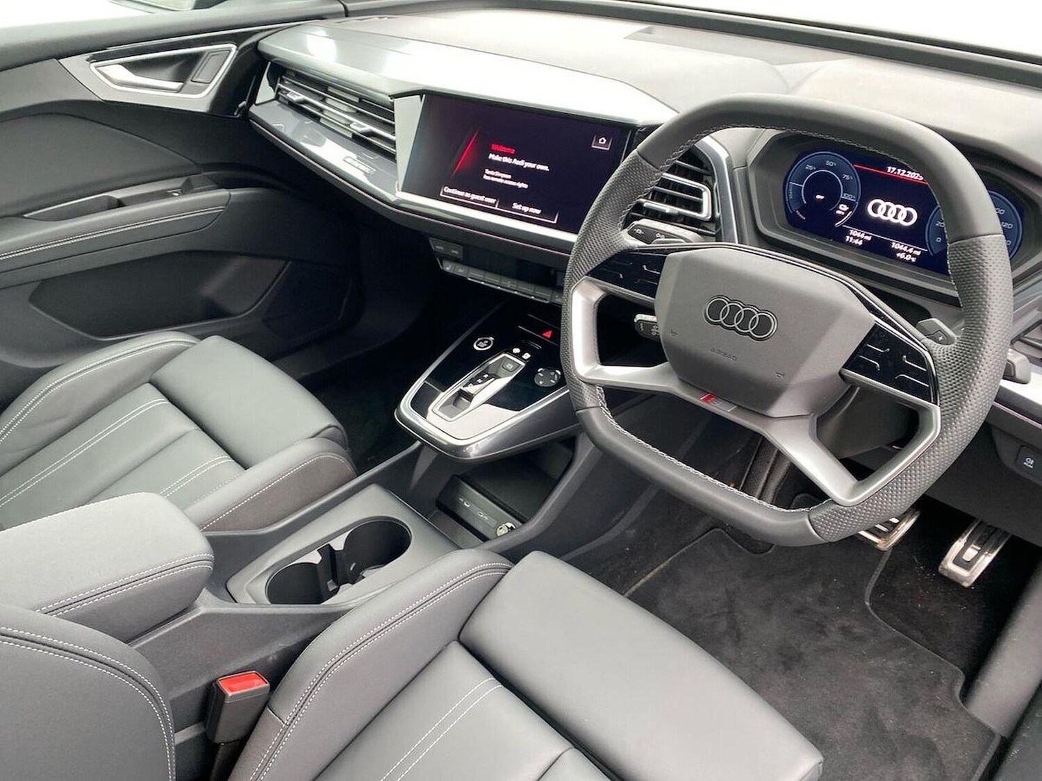 Used Audi Q4 e-tron 2025 for sale - 77019165: Photo 17