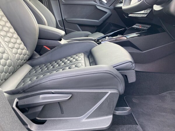 Used Audi RS3 2024 for sale - 76330030: Photo 30