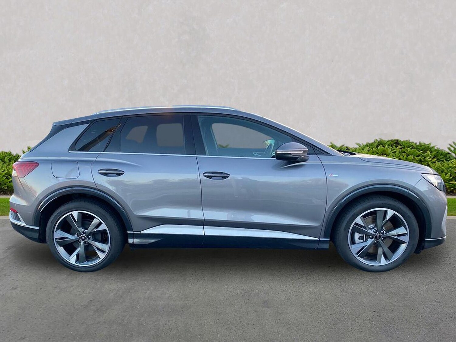 Used Audi Q4 e-tron 2024 for sale - 76986910: Photo 3