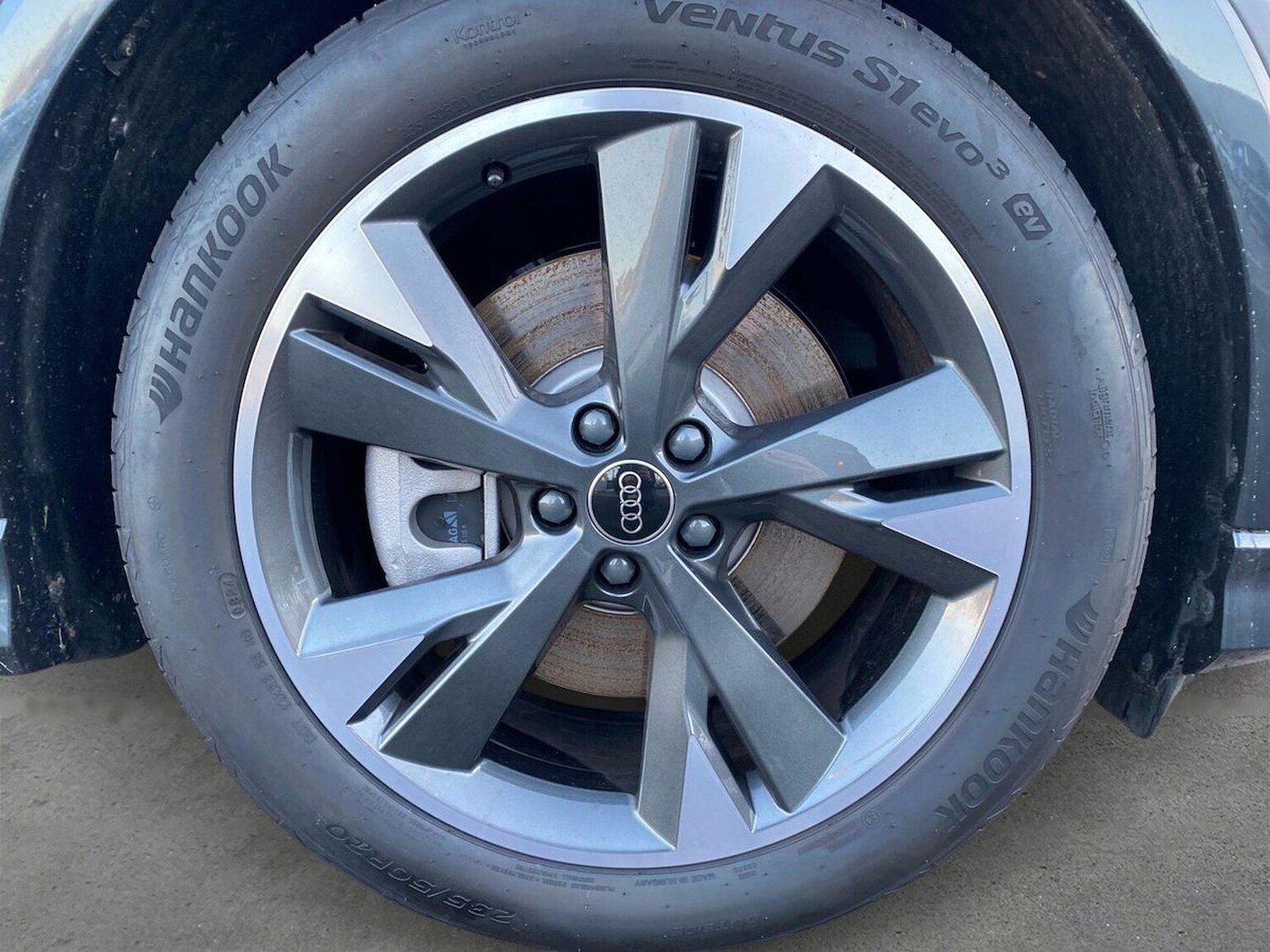 Used Audi Q4 e-tron 2024 for sale - 76986910: Photo 6