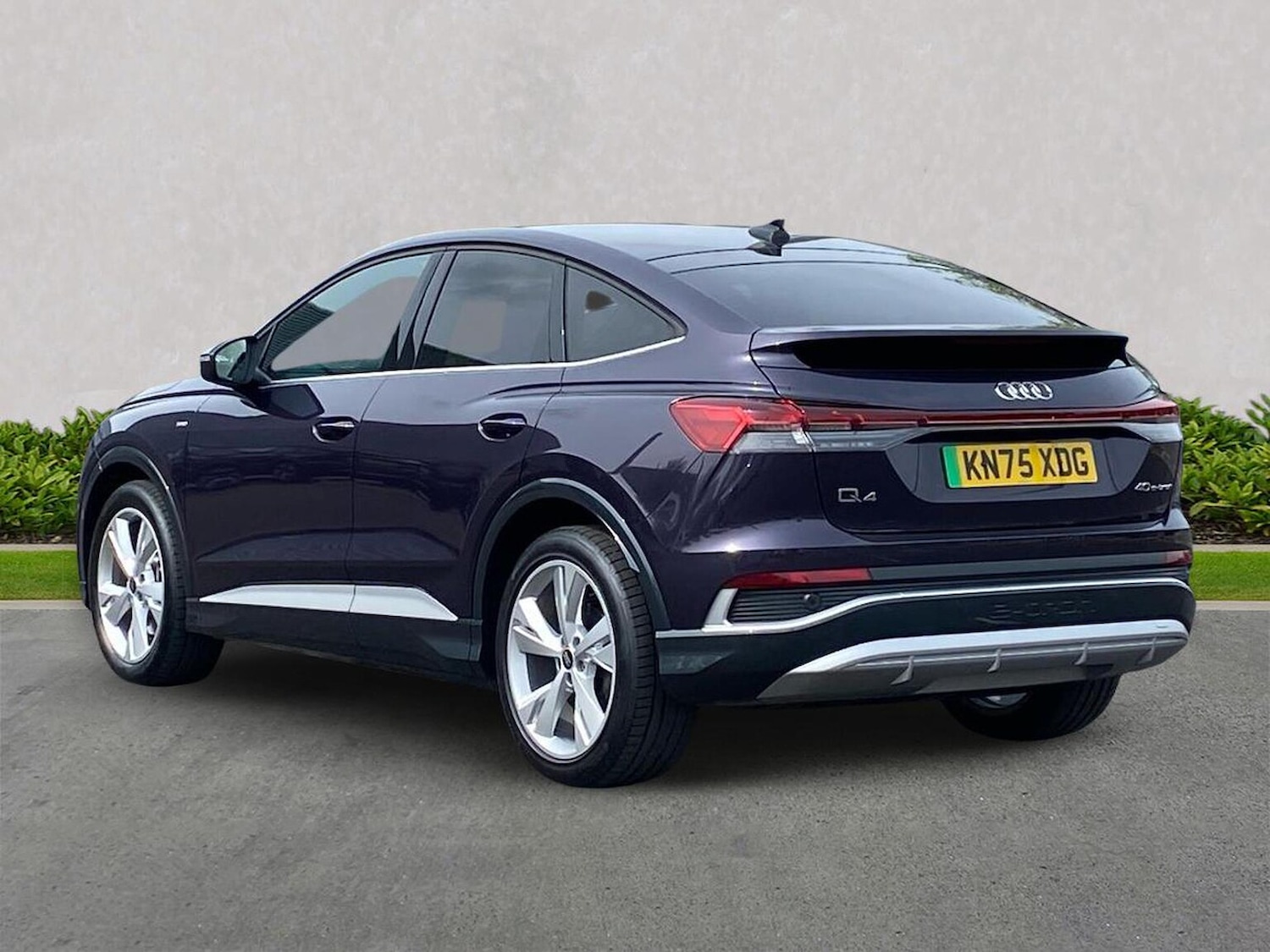 Used Audi Q4 e-tron 2025 for sale - 78191202: Photo 2