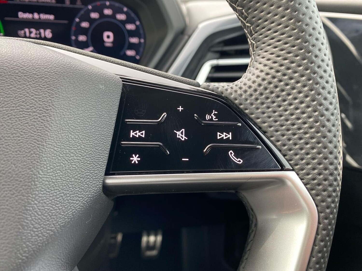 Used Audi Q4 e-tron 2025 for sale - 78191202: Photo 26