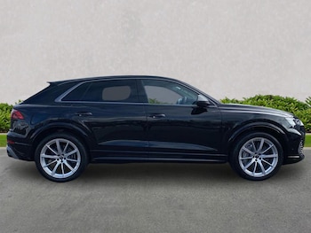 Used Audi RS Q8 2025 for sale - 78332491: Photo