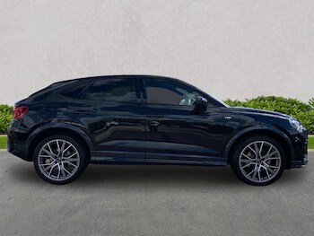 Used Audi Q3 2025 for sale - 75907404: Photo