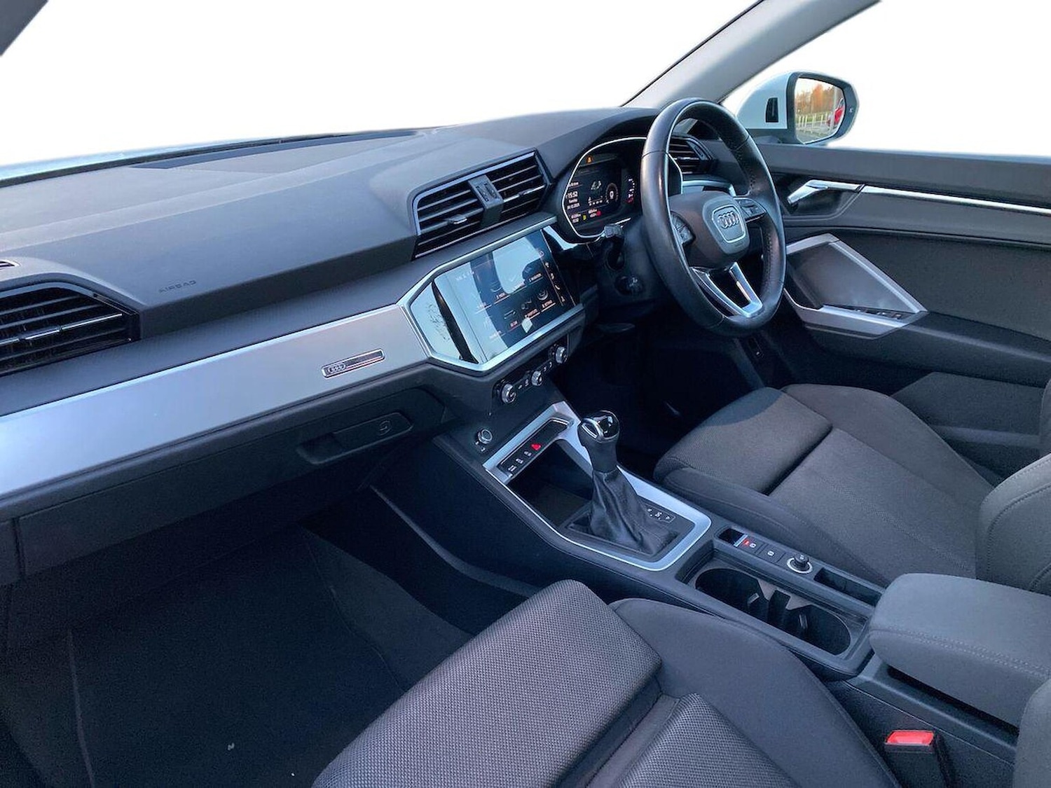 Used Audi Q3 2019 for sale - 77073176: Photo 9