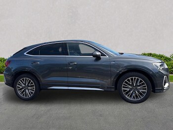 Used Audi Q3 2023 for sale - 78332441: Photo