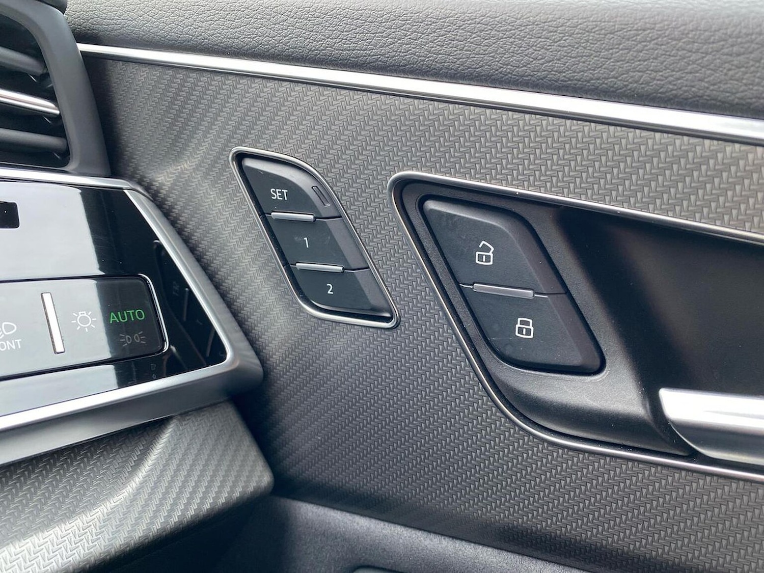 Used Audi RS Q8 2025 for sale - 77845306: Photo 32